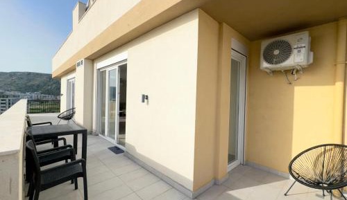 Two-Bedroom Apartment with Terrace and Sea View