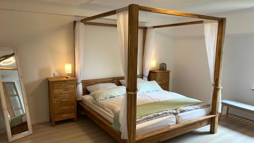 Holiday apartment with sauna and four-poster bed