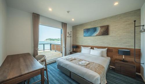 King Suite with Ocean View