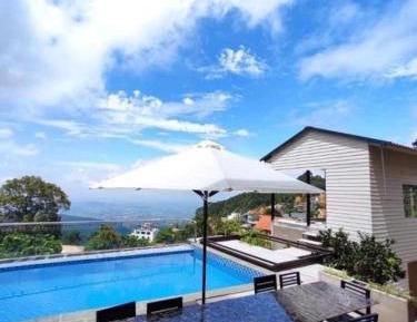 Deluxe Villa