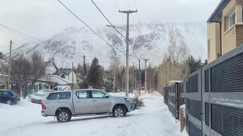Apartment with Mountain View
