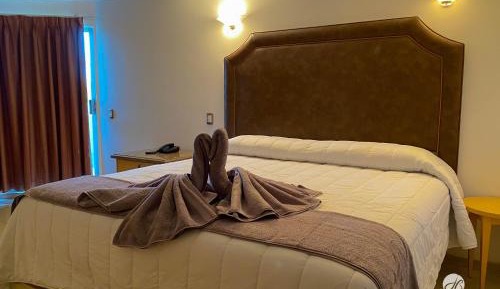 Standard Queen Room