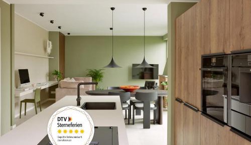 Three-Bedroom Holiday Home 