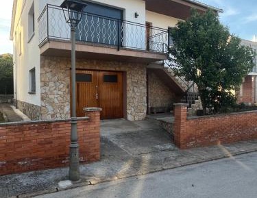 Three-Bedroom Townhouse