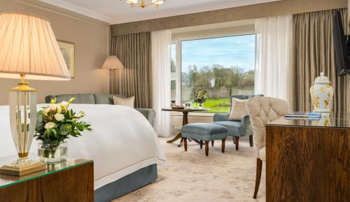 Suite with Garden View