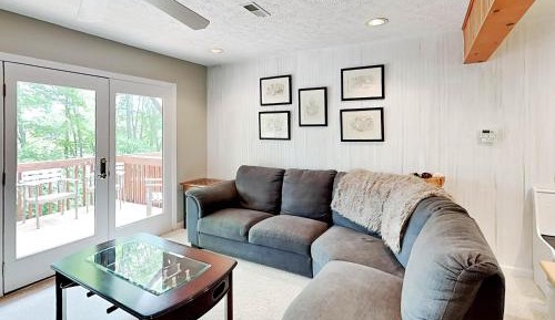 Two-Bedroom Townhouse
