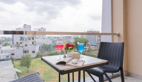 Deluxe Double Room with Balcony