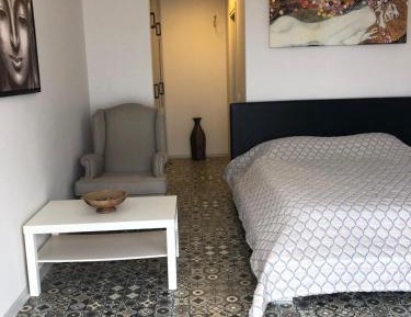 Queen Room with Garden View