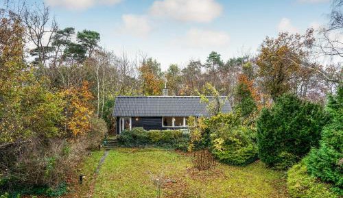 One-Bedroom Holiday Home