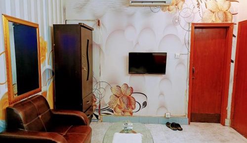 Twin Room with Private Bathroom