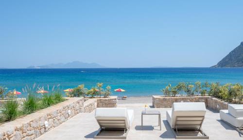 Deluxe Suite with Sea View