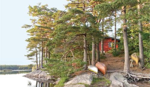 Three-Bedroom Holiday Home 