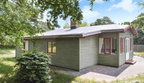 Three-Bedroom Holiday Home 