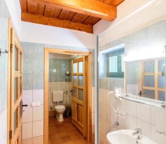 One-Bedroom Apartment (2 Adults)