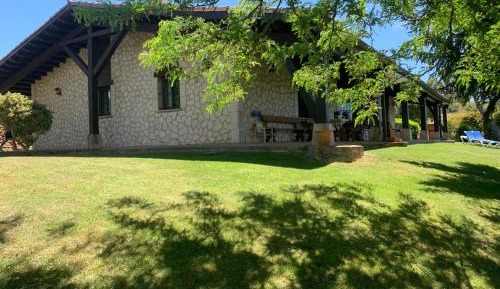 Three-Bedroom Holiday Home 