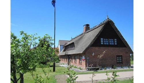 Two-Bedroom Holiday Home