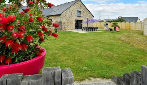 Four-Bedroom Holiday Home