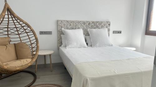 Superior One-Bedroom Apartment