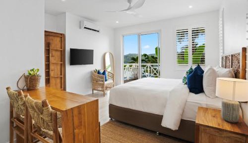 King Room with Pool View