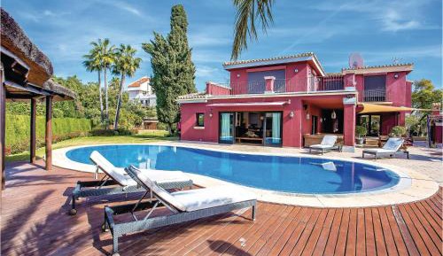 Six-Bedroom Holiday Home