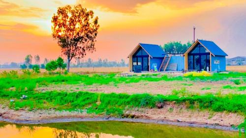 Superior Double or Twin Room with Lake View
