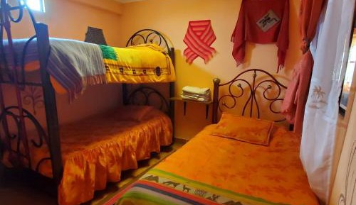 Basic Triple Room with Shared Bathroom