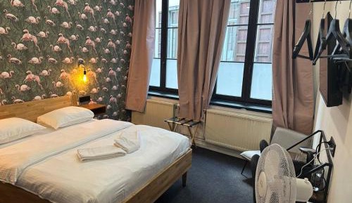 Double Room with Private Bathroom