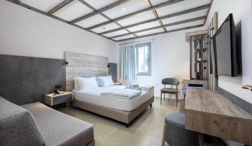 Superior Family Room