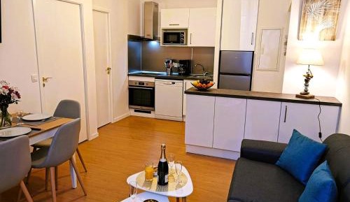 One-Bedroom Apartment