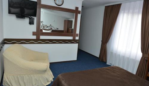 Standard Twin Room with Sofa