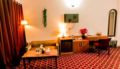 Studio with Lake View