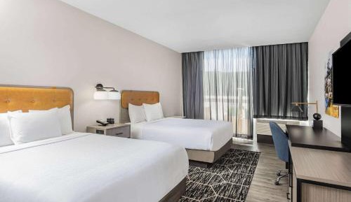 Double Room with Two Queen Beds, Mobility/Hearing Access and Roll-in Shower, Non-Smoking