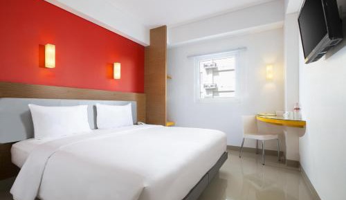Smart Queen Room