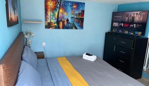 Triple Room with Private Bathroom