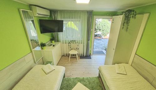 Double or Twin Room with Garden View