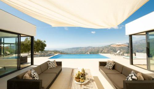 Villa with Sea View