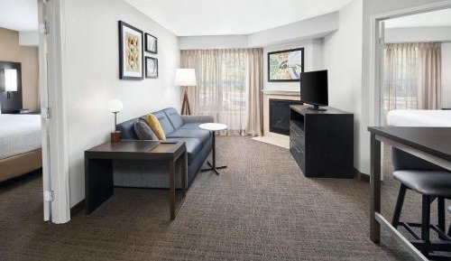 Large Two-Bedroom Suite, One King, One Queen with Sofa Bed