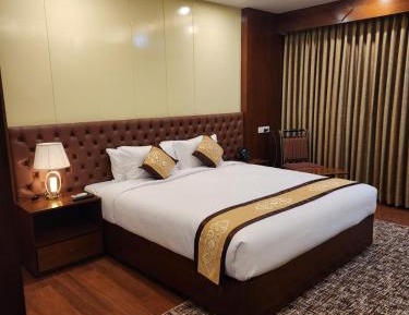 Deluxe Double Room with Balcony