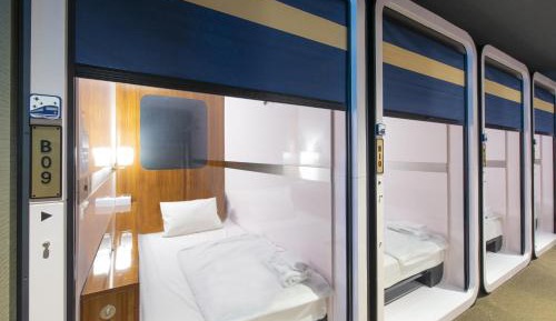 Standard Capsule Room for Male