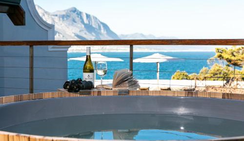 Wood-Fired Hot Tub Balcony Room