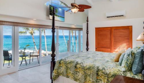 Twelve-Bedroom Holiday Home