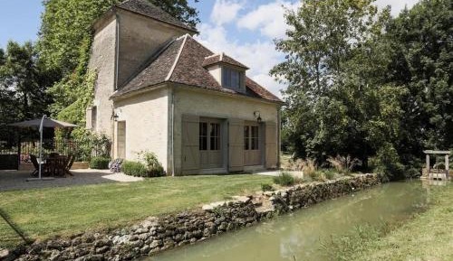 Two-Bedroom Cottage