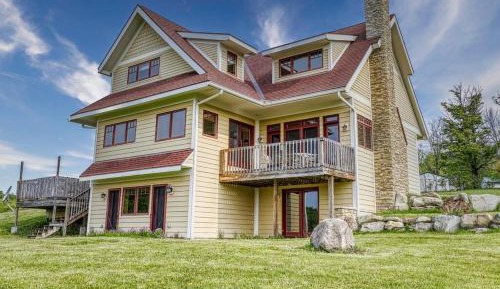 Six-Bedroom House