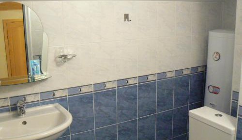 Twin Room with Bathroom