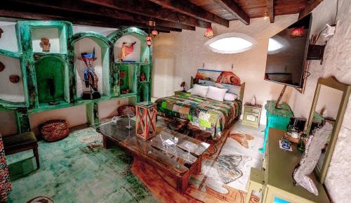 Deluxe Suite