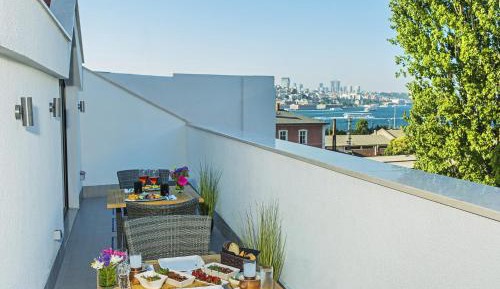 King Room with Terrace