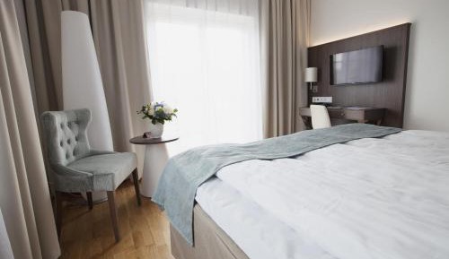 Classic Double Room with Balcony