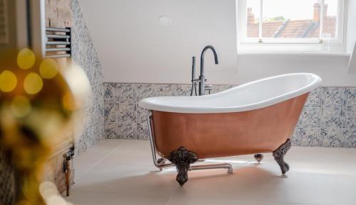 Deluxe Double Room with Bath