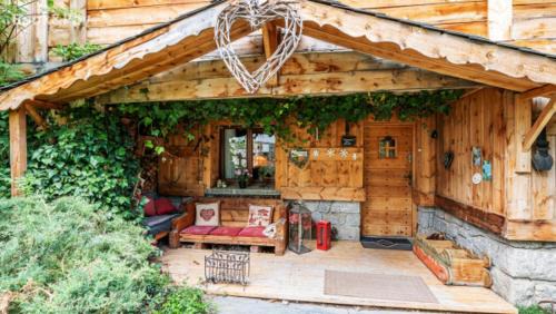 Superior Chalet