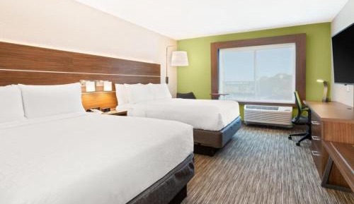 Standard Room with Two Queen Beds
